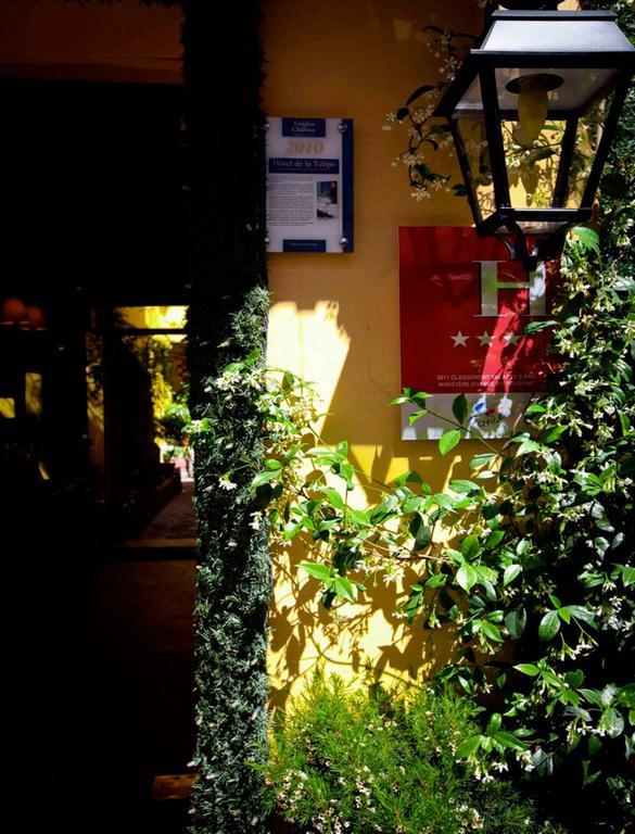 Hotel De La Tulipe ปารีส ภายนอก รูปภาพ