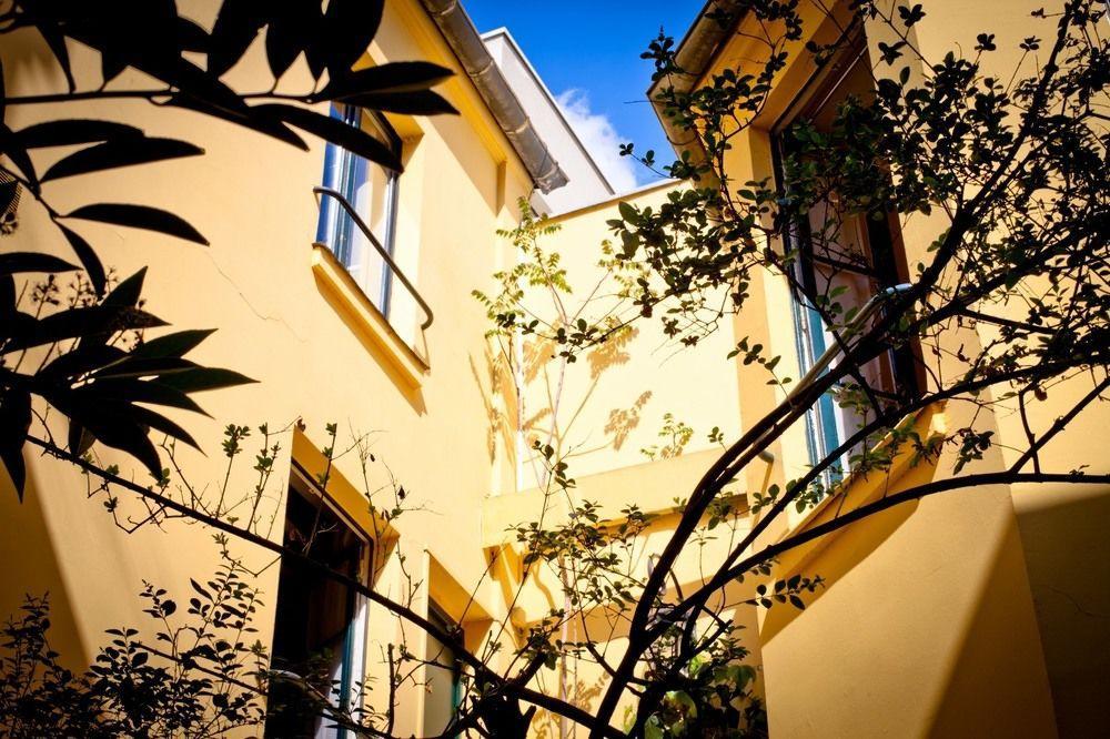 Hotel De La Tulipe ปารีส ภายนอก รูปภาพ