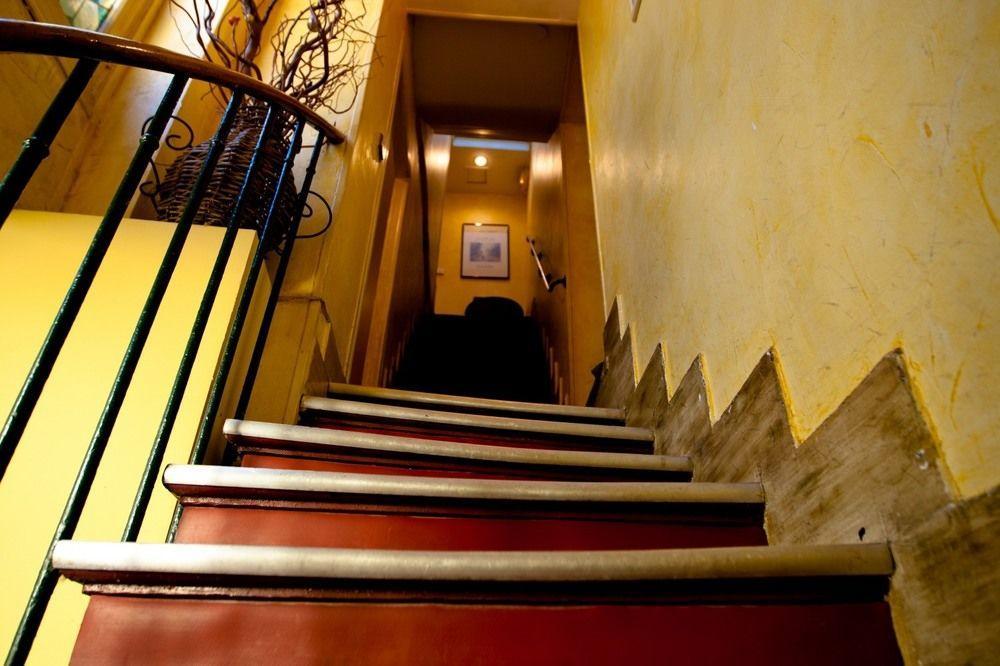 Hotel De La Tulipe ปารีส ภายนอก รูปภาพ