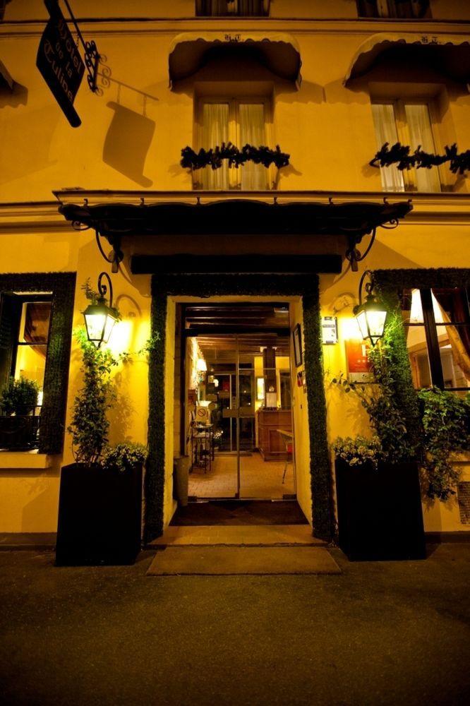 Hotel De La Tulipe ปารีส ภายนอก รูปภาพ