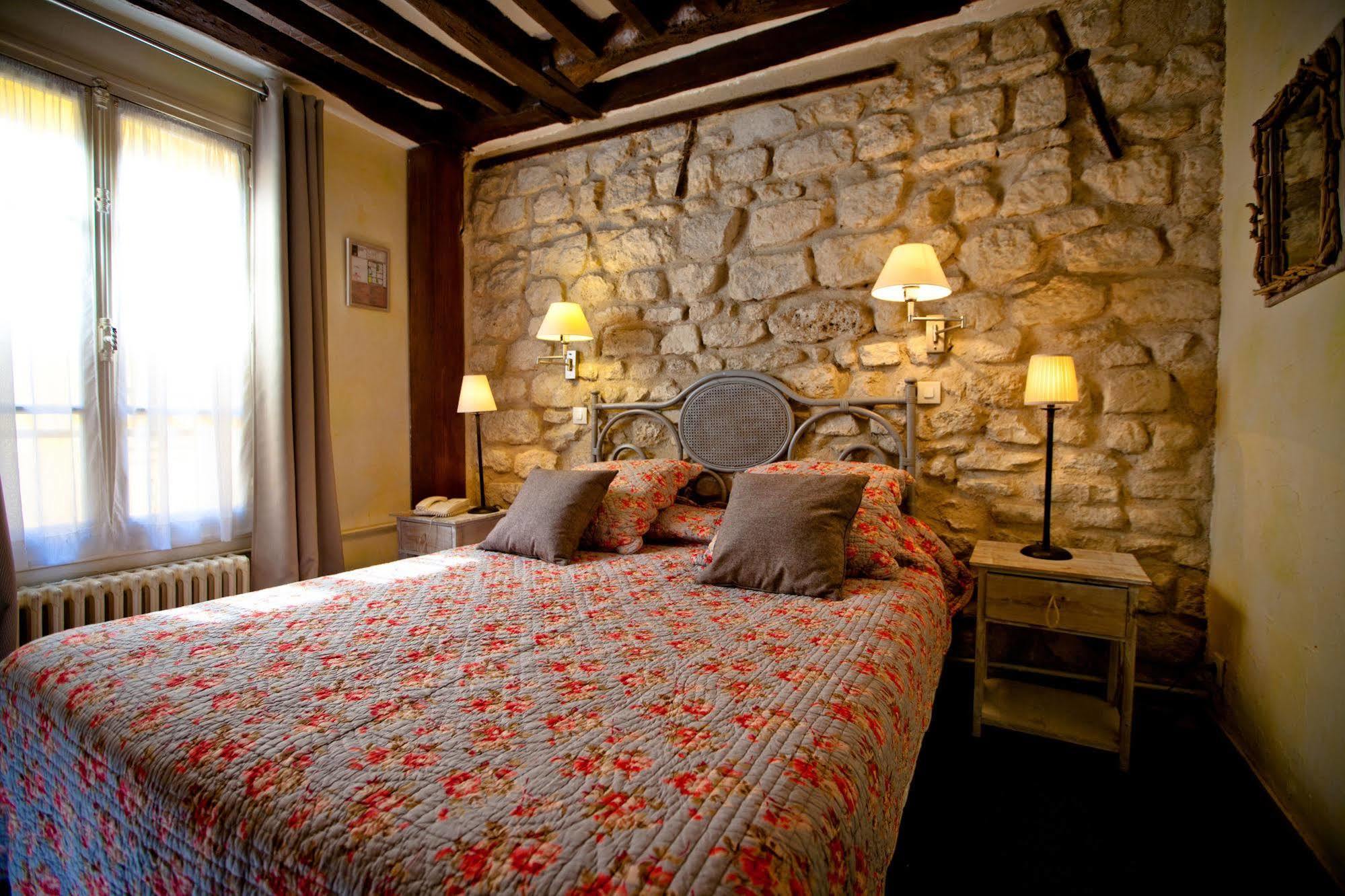 Hotel De La Tulipe ปารีส ภายนอก รูปภาพ